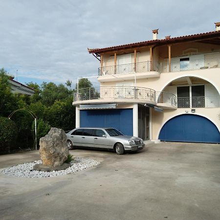 Bed and Breakfast Apollon And Artemis Paralia Avlidhos Экстерьер фото