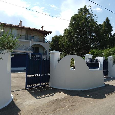 Bed and Breakfast Apollon And Artemis Paralia Avlidhos Экстерьер фото