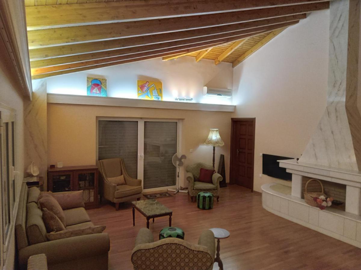 Bed and Breakfast Apollon And Artemis Paralia Avlidhos Экстерьер фото