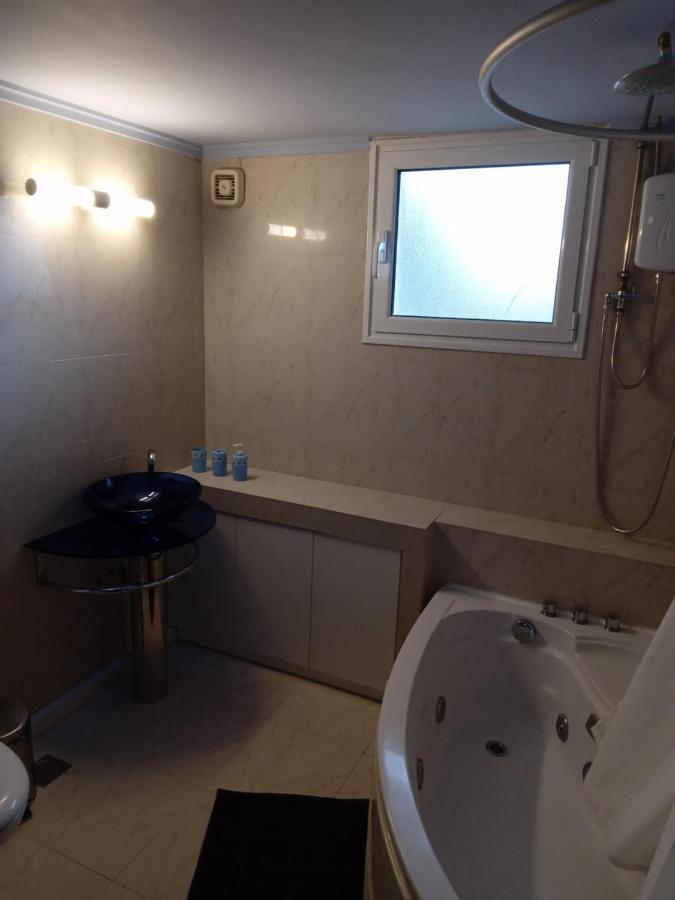 Bed and Breakfast Apollon And Artemis Paralia Avlidhos Экстерьер фото